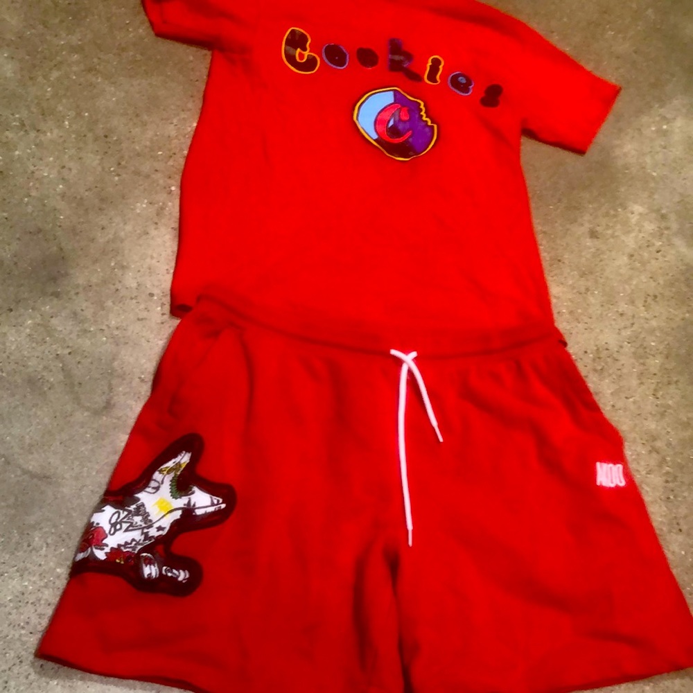 Cookies Shirt Akoo Shorts